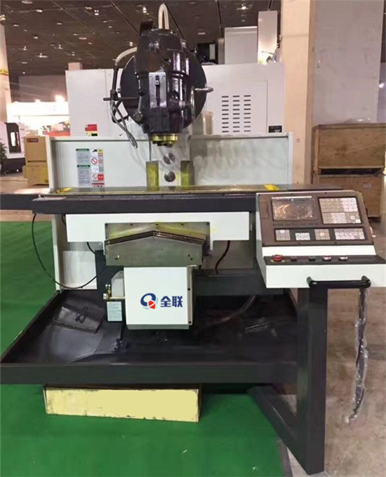 xk6140數控卧式銑床(chuáng)